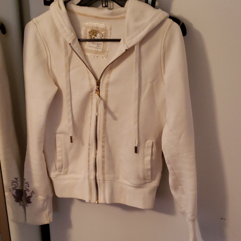 Old navy sweatshirt